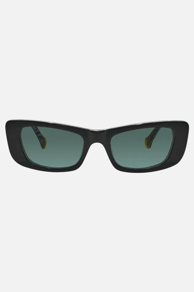 CIAO CIAO SUNGLASSES SOLID BLACK Solid Black WomensMens Camilla Sunglasses