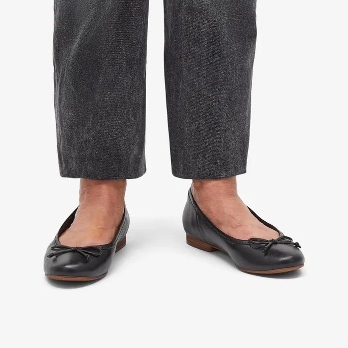 Clarks Ballet Pumps Fawna Lily Black Leather 8211 Women
