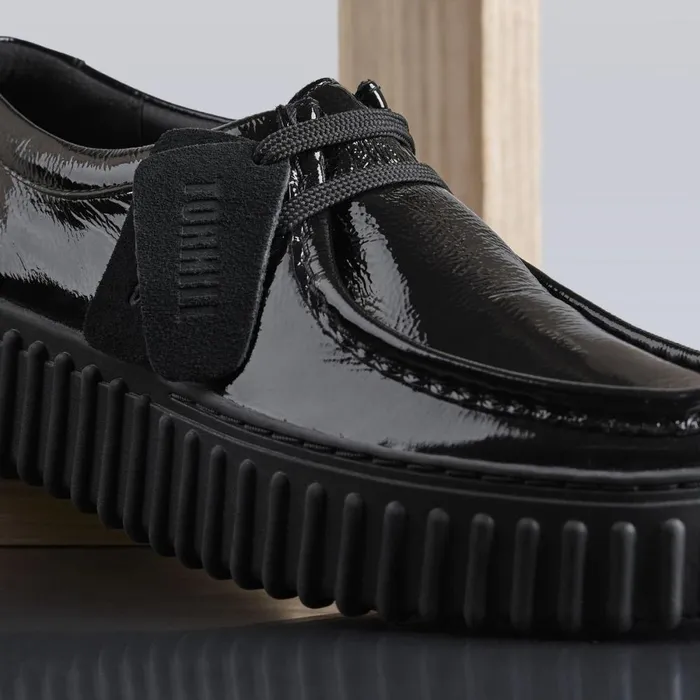 Clarks Black Shoes Torhill Bee Black Patent 8211 Women