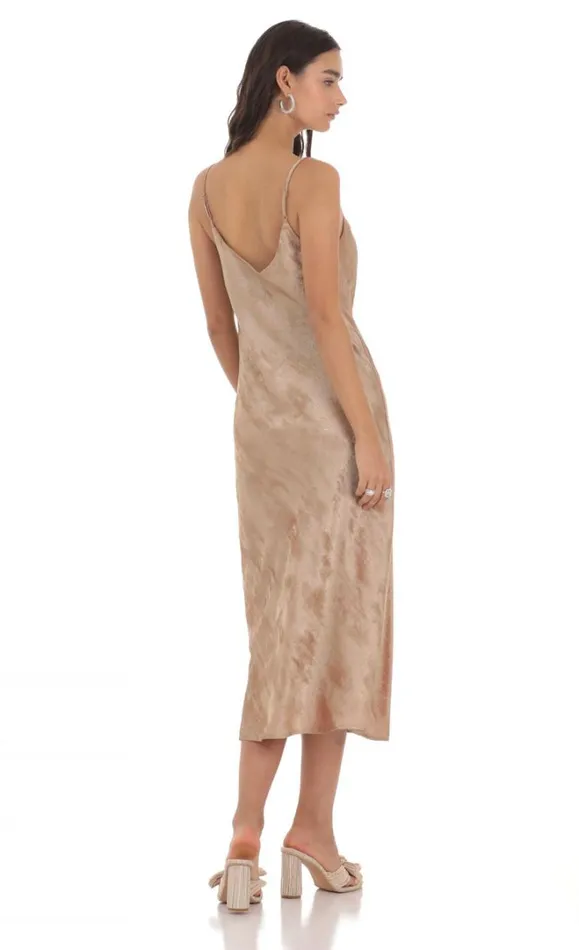 Crushed Shimmer Midi Dress Sand Women LUCY IN THE SKY Midi Dresses Crushed Shimmer Midi Dress Sand Women LUCY IN THE SKY Midi Dresses