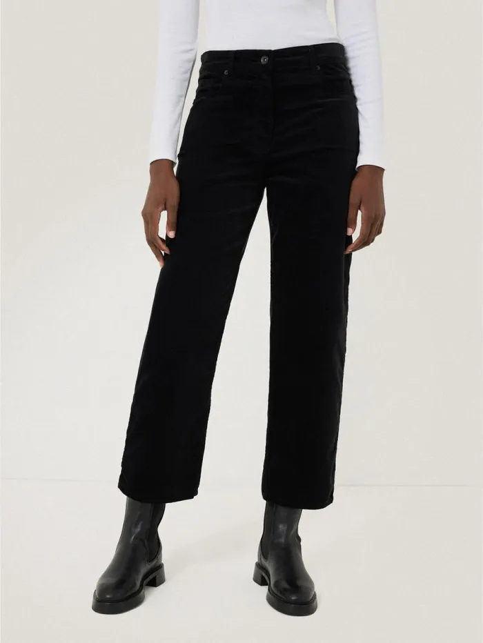 Delmont Velvet Tapered Jean Black Women Jigsaw Party