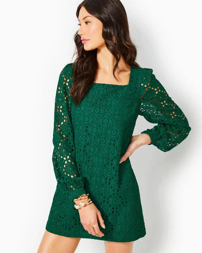 Dresses Women Lilly Pulitzer Sarina Square Neck Romper Evergreen Oversized Diamond Leaf Eyelet Dresses Women Lilly Pulitzer Sarina Square Neck Romper Evergreen Oversized Diamond Leaf Eyelet