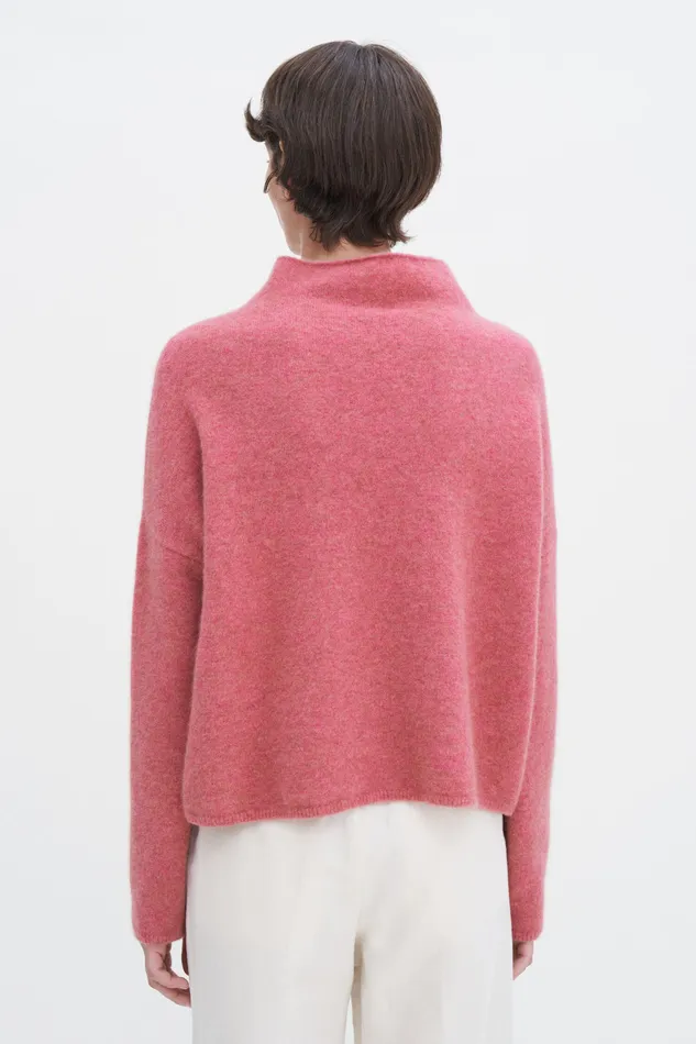 filippak Knitwear Women Mika Yak Funnelneck Sweater Light Raspberry filippak Knitwear Women Mika Yak Funnelneck Sweater Light Raspberry
