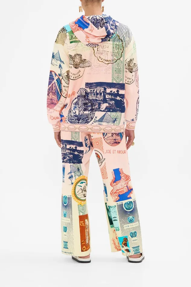 HOODY WITH POCKETS HAUTE PASSPORT Haute Passport Womens Camilla Jackets