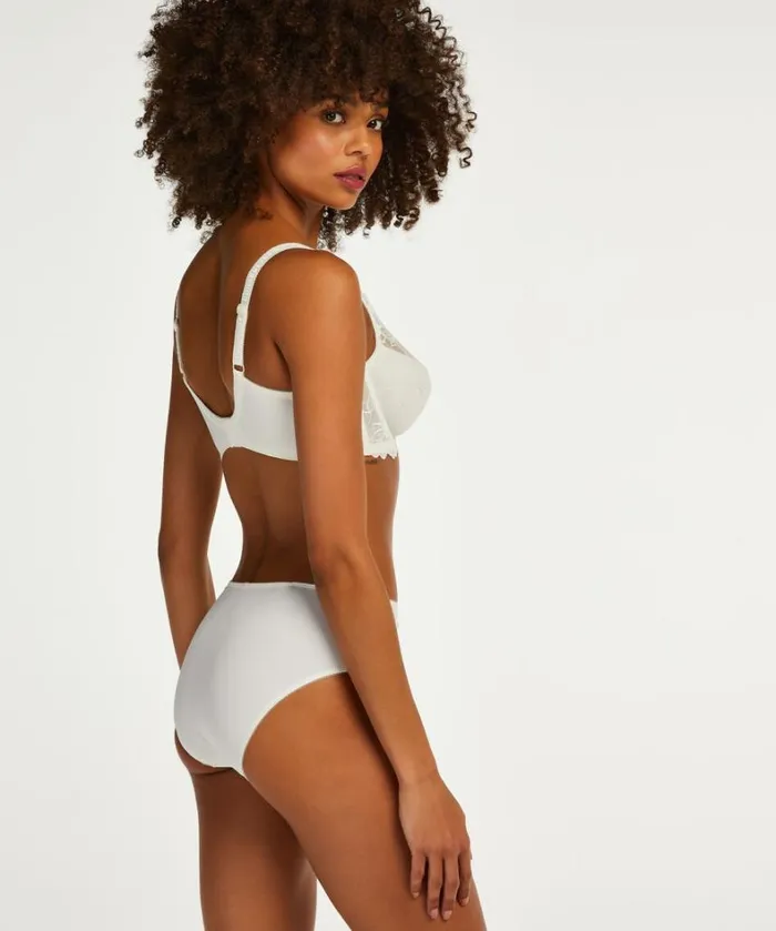 Hunkemller Diva NonPadded Underwired Bra 8211 White White 8211 Women Hunkemller Diva NonPadded Underwired Bra 8211 White White 8211 Women