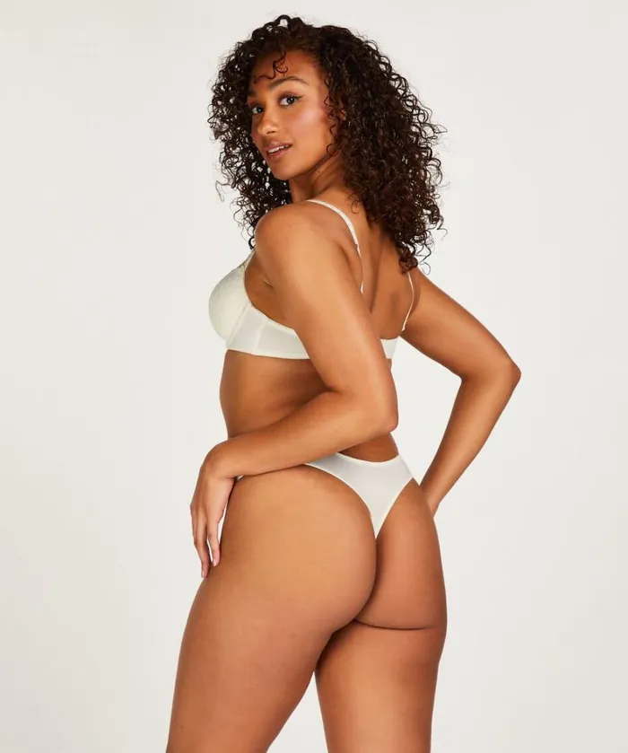 Hunkemller Maya Thong 8211 White White 8211 Women Hunkemller Maya Thong 8211 White White 8211 Women
