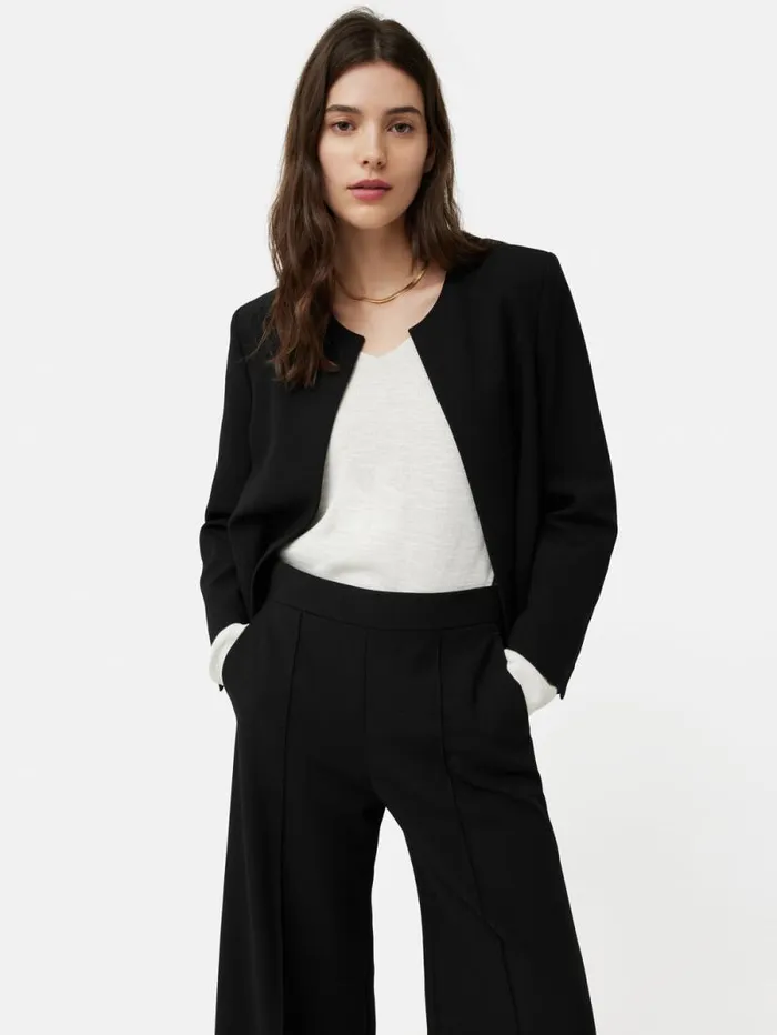 Italian Modern Crepe Short Jacket Black Women Jigsaw Coats and Jackets