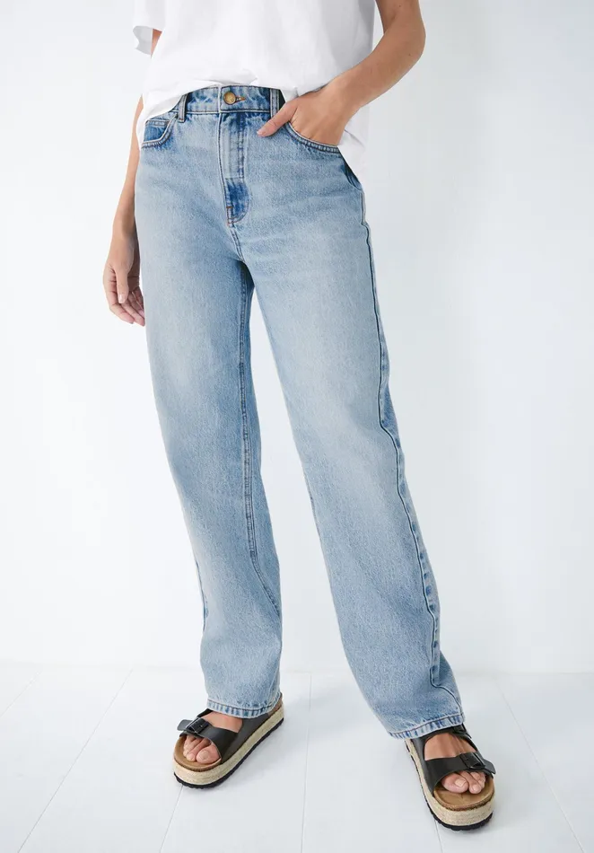 Jeans Women Hush Remy Slouchy Straight Jeans Authentic Light Wash