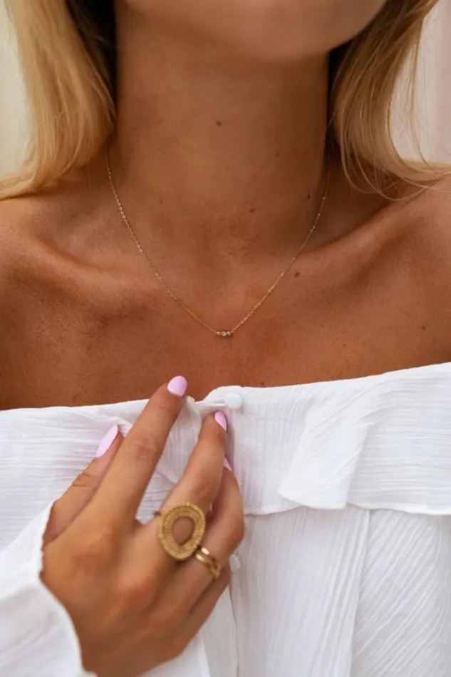 Jewelry and Accessories Necklaces Easy Clothes Golden Ewan Necklace