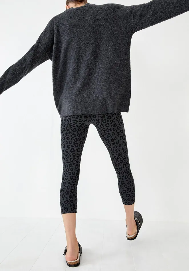 Jumpers and Cardigans Women Hush Naya VNeck Relaxed Jumper Charcoal
