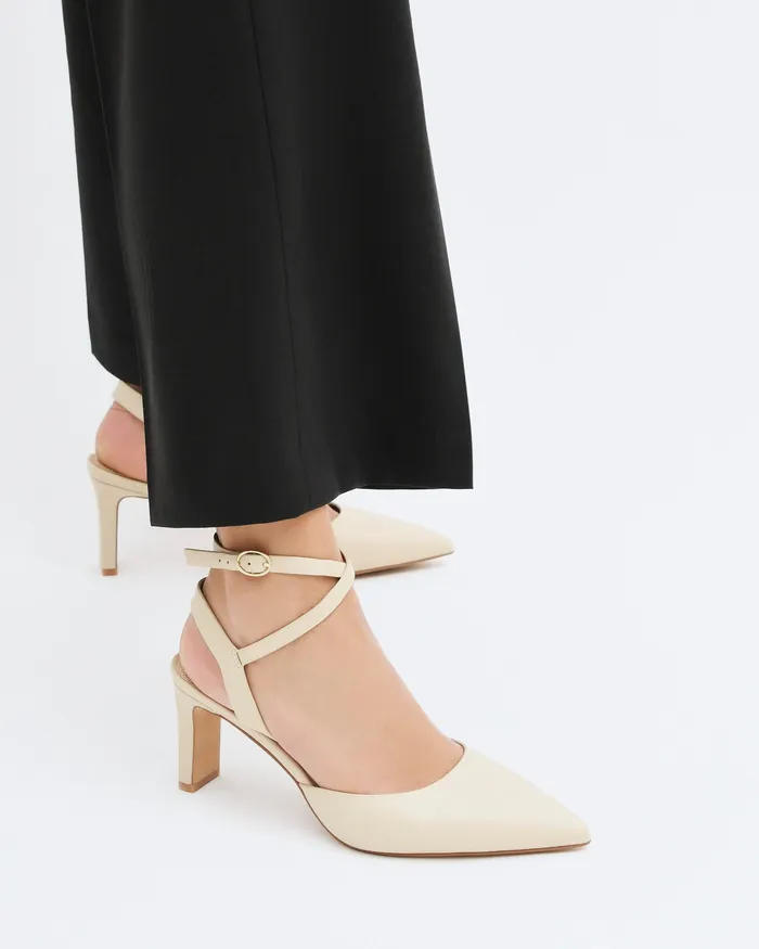 Khloe mid heels sand leather MID HEELS jomercer Women Khloe mid heels sand leather MID HEELS jomercer Women