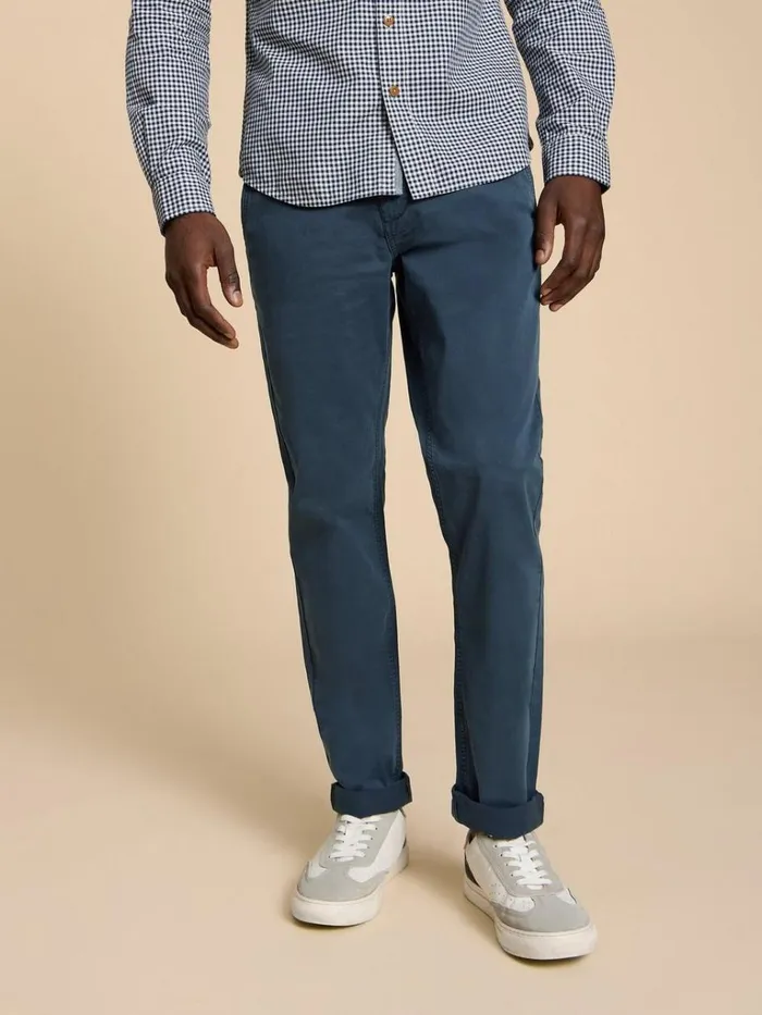 Men CHINOS White Stuff Sutton Organic Chino Trouser Dark Navy