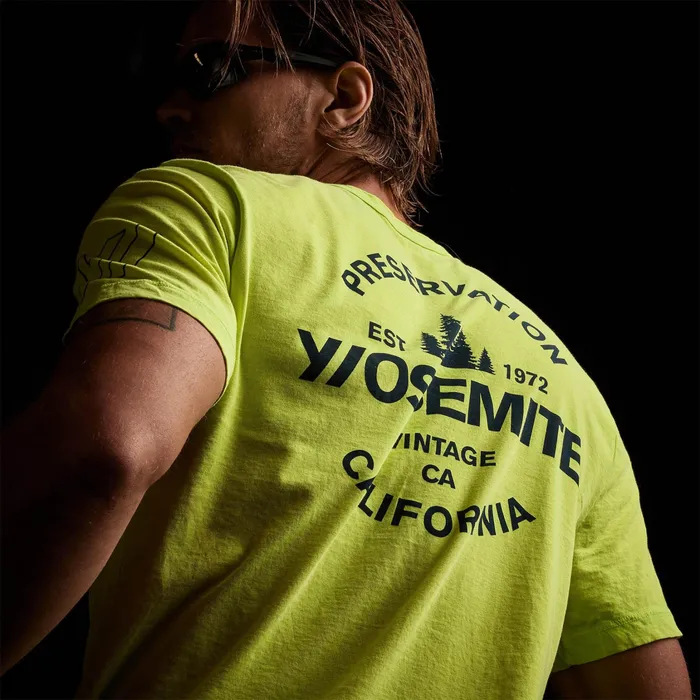MEN James Perse GRAPHICS YOSEMITE Short Sleeve Crew Neck Bright Neonnavy