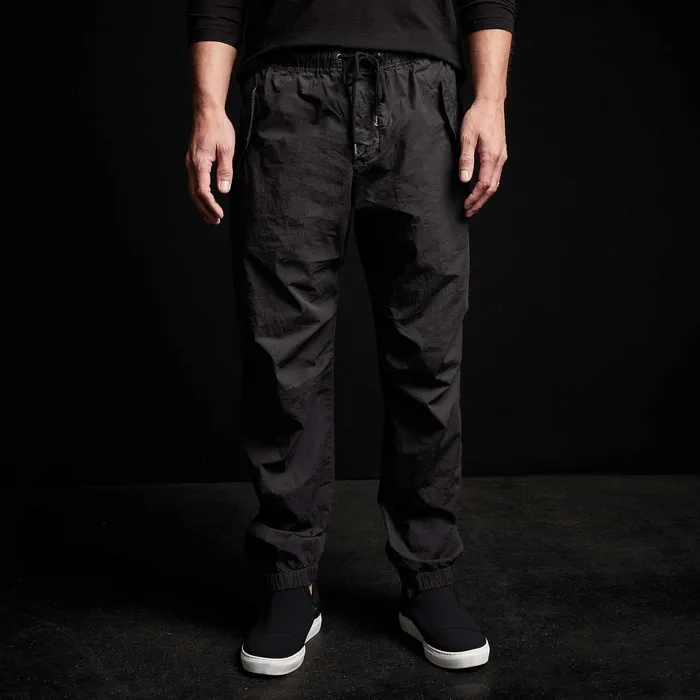 MEN James Perse PANTSDENIM Y Embroidered Parachute Flight Pant Blackyellow
