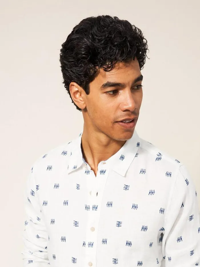 Men SHIRTS White Stuff Pembroke Fish PR LS Shirt White Multi