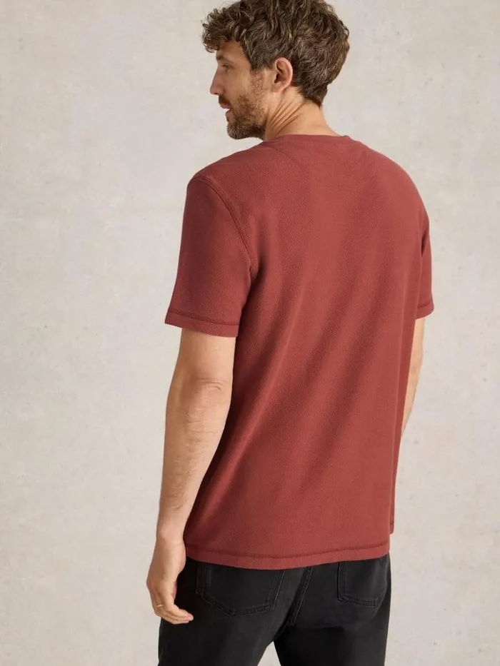 Men TSHIRTS White Stuff Tenby Textured SS Tee Deep Pink Men TSHIRTS White Stuff Tenby Textured SS Tee Deep Pink