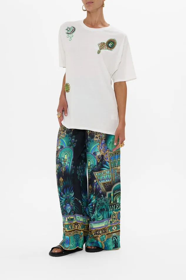 OVERSIZED BAND TEE WHITE DEFY GRAVITY Defy Gravity Womens Camilla Tees