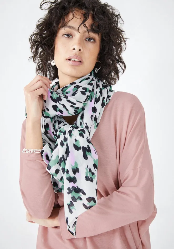 Scarves Women Hush Alexas Leopard Scarf Lilacgreen Leopard
