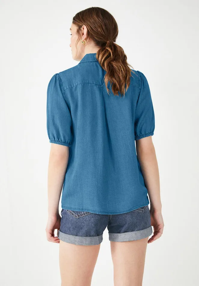 Shirts and Blouses Women Hush Dion Short Sleeve Denim Shirt Light Blue