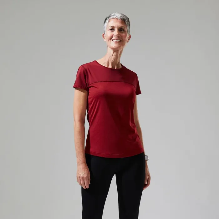 Technical Baselayers Women Berghaus Voyager Tech Tee Super Stretch Crew 8211 Dark Red