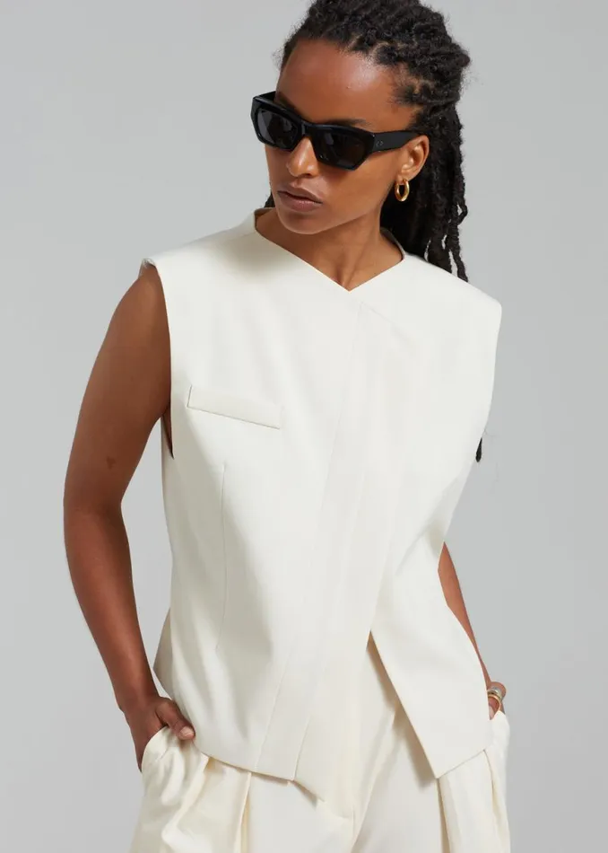 The Frankie Shop Ashton Cross Vest 8211 Cream Shop Outerwear