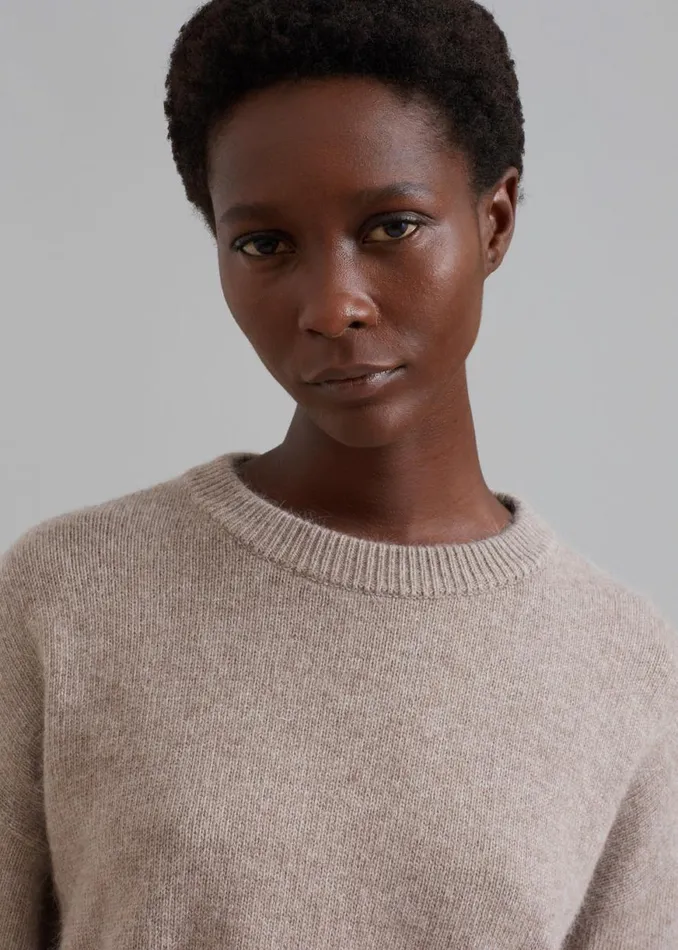 The Frankie Shop Dori Sweater and Scarf Set 8211 Taupe Shop Knitwear