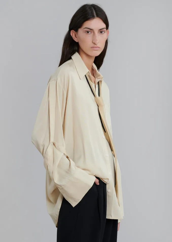 The Frankie Shop Elsa Shirt 8211 Beige Shop Tops