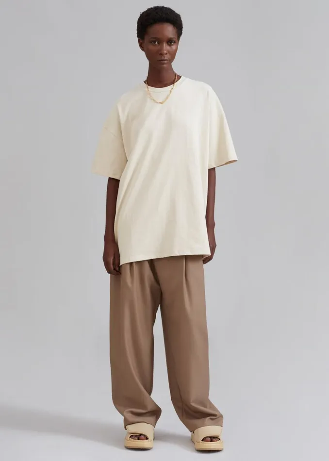 The Frankie Shop Faro Boxy Tee 8211 Beige Shop Tops