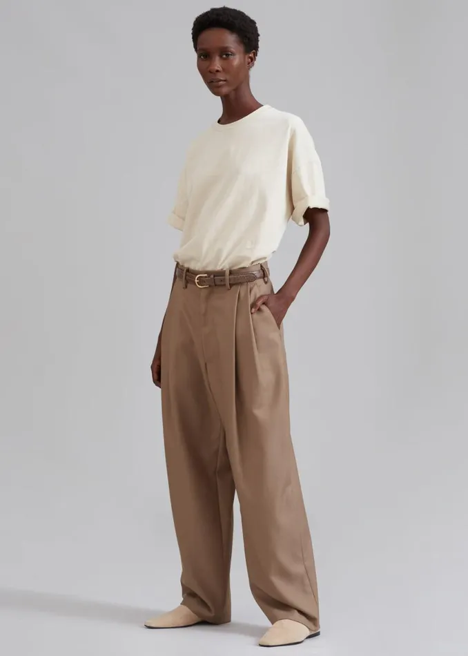 The Frankie Shop Faro Boxy Tee 8211 Beige Shop Tops