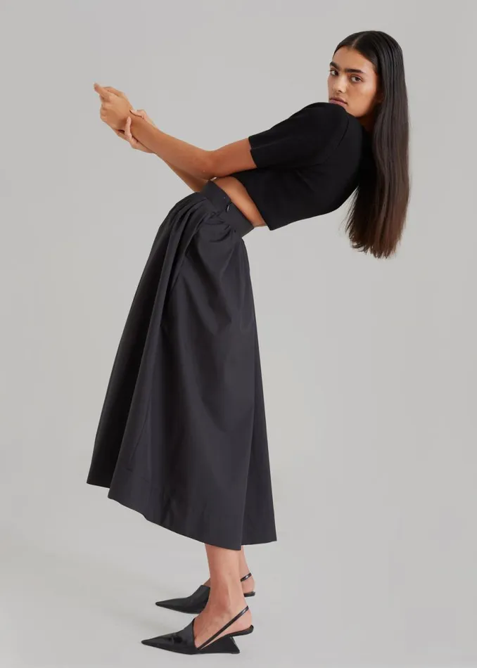 The Frankie Shop Grace Pleated Midi Skirt 8211 Black Shop Bottoms