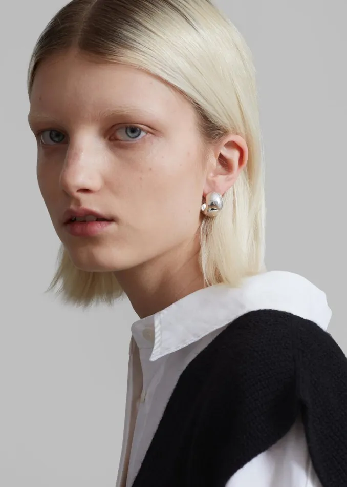 The Frankie Shop Jasmin Sparrow Classic Hoops 8211 Silver Shop Accessories