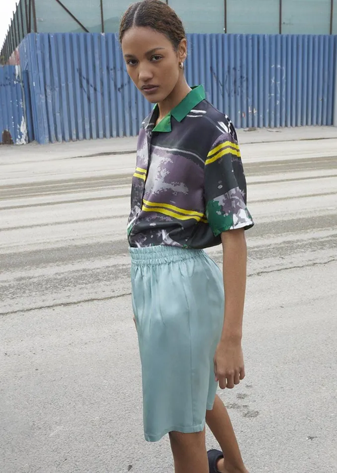 The Frankie Shop OpraSPORT Tony Unisex Shirt 8211 Green Print Shop Tops