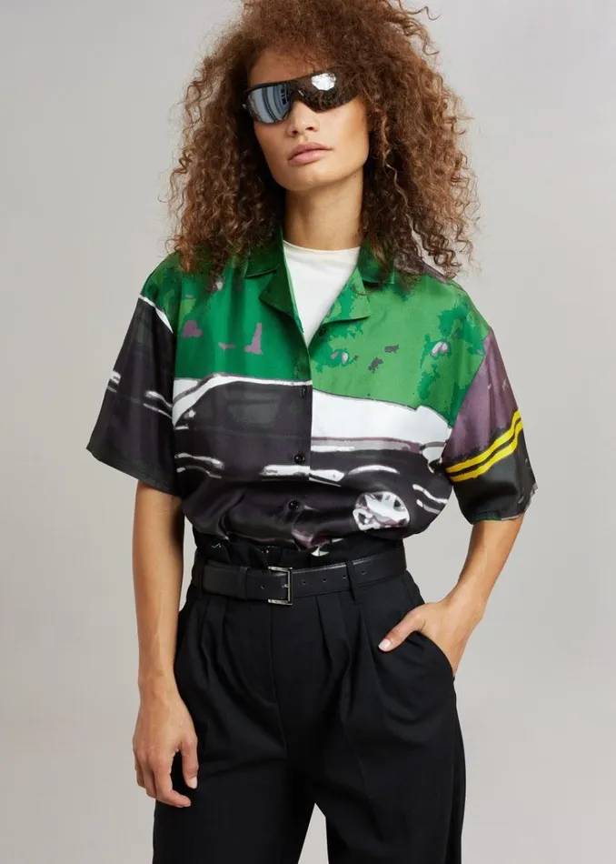 The Frankie Shop OpraSPORT Tony Unisex Shirt 8211 Green Print Shop Tops
