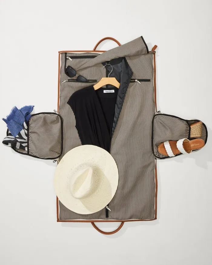 Tommy Bahama Luggage and Travel Siena Tan 2in1 Garment Duffel Bag Chestnut 8211 Beach and HomeMen Tommy Bahama Luggage and Travel Siena Tan 2in1 Garment Duffel Bag Chestnut 8211 Beach and HomeMen