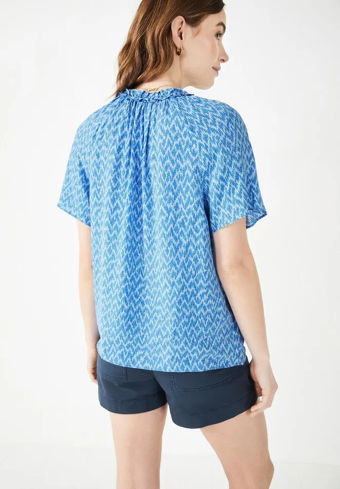 Tops and TShirts Women Hush Poppy Short Sleeved Top Zig Zag Blue White