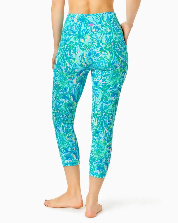 Tops Women Lilly Pulitzer UPF 50 Luxletic Maribo Bra Tank Surf Blue Coral Of The Story Tops Women Lilly Pulitzer UPF 50 Luxletic Maribo Bra Tank Surf Blue Coral Of The Story
