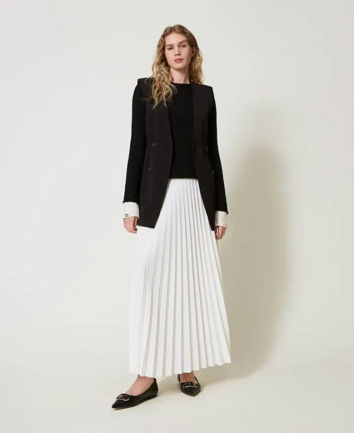 Twinset Jumpers And Cardigans Jumper With Contrasting Details And Oval T Twotone Black Snow White 8211 Clothing