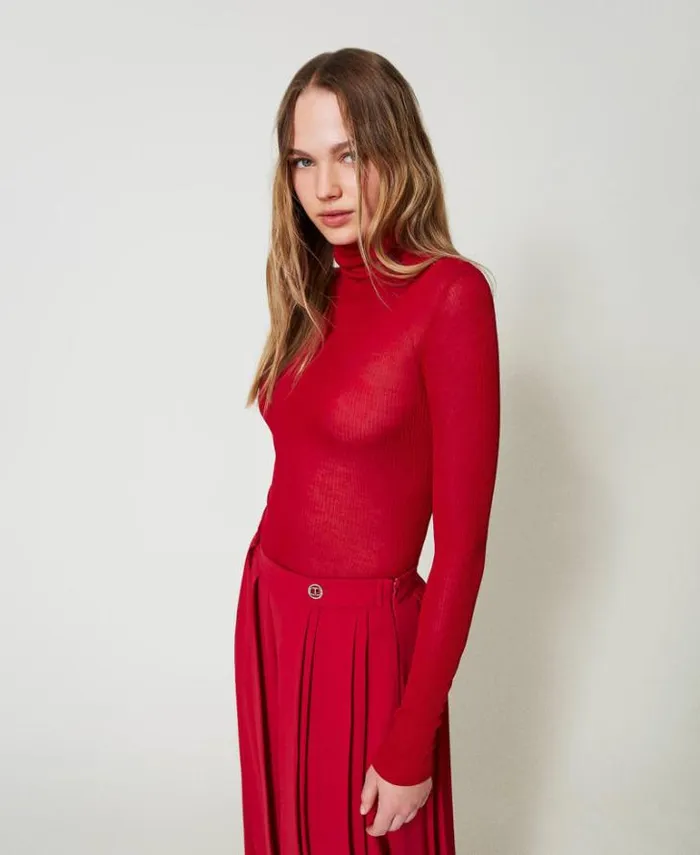 Twinset Jumpers And Cardigans Viscose Fitted Turtleneck Jumper Venetian Red 8211 Clothing Twinset Jumpers And Cardigans Viscose Fitted Turtleneck Jumper Venetian Red 8211 Clothing