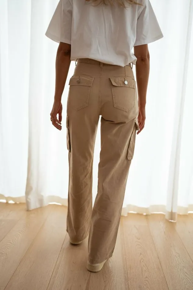 Women039s Clothing Pants and Jeans Easy Clothes Beige Laurel Cargo Pants