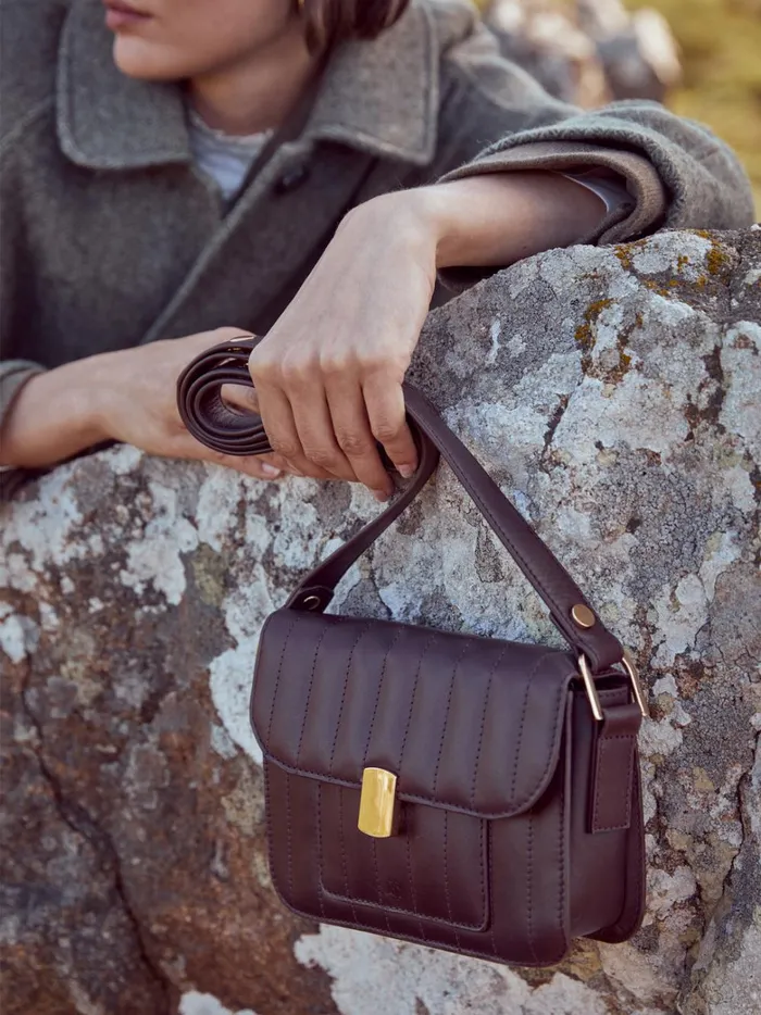 Women Accessories Cyrillus Quilted Leather Saddle Bag 8211 The Small Leather Goods Collection Bordeaux Women Accessories Cyrillus Quilted Leather Saddle Bag 8211 The Small Leather Goods Collection Bordeaux