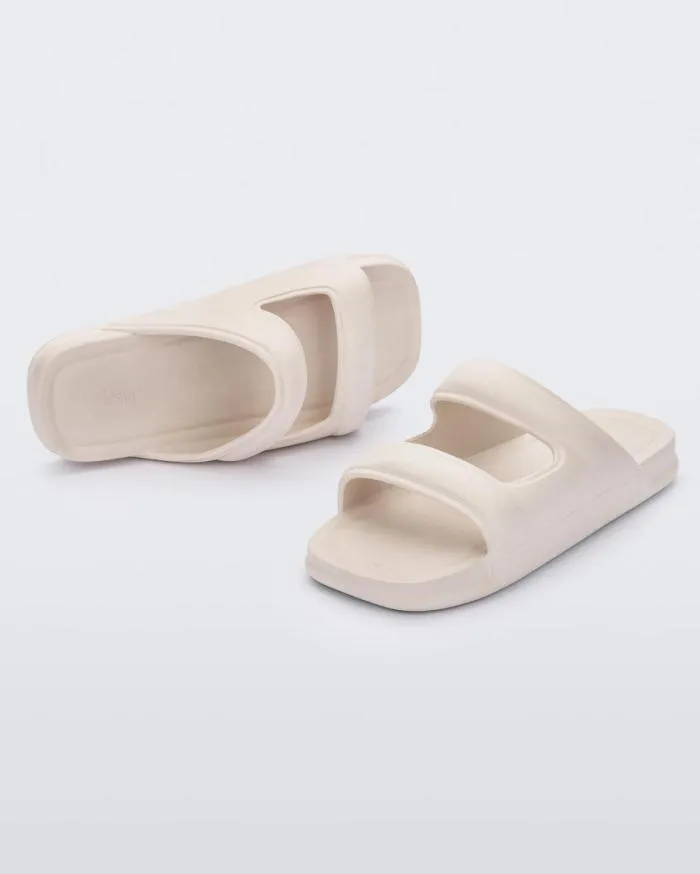 Women Free Grow Beige Melissa Slides