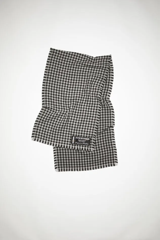 Women Houndstooth Wool Scarf Whiteblack Acne Studios Scarves
