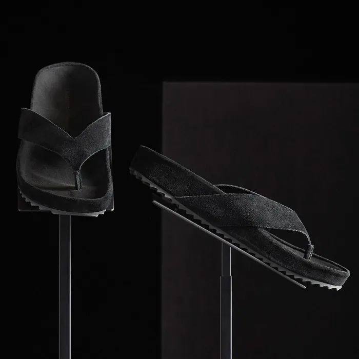 WOMEN James Perse SANDALS Women039s Suede Flip Flop Black