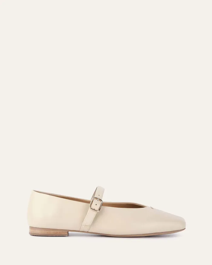 Women jomercer April casual flats sand leather CASUAL