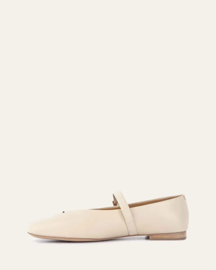 Women jomercer April casual flats sand leather CASUAL Women jomercer April casual flats sand leather CASUAL