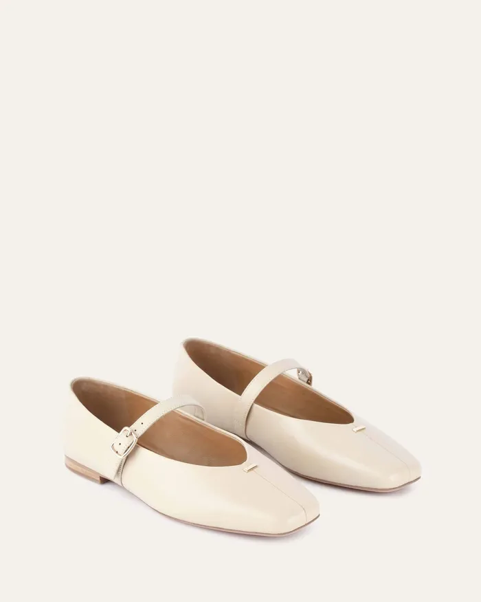 Women jomercer April casual flats sand leather CASUAL Women jomercer April casual flats sand leather CASUAL
