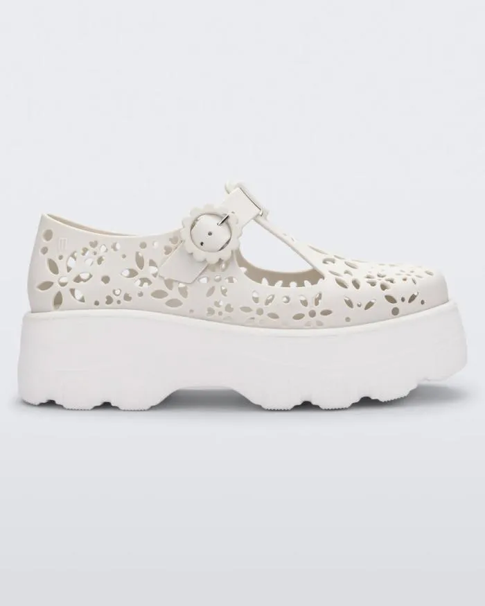 Women Kick Off Lace White Melissa Platforms