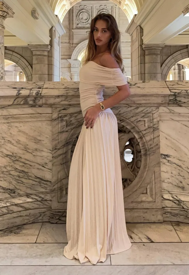 Women Lioness Fashion Field Of Dreams FIELD OF DREAMS MAXI Oatmeal Women Lioness Fashion Field Of Dreams FIELD OF DREAMS MAXI Oatmeal