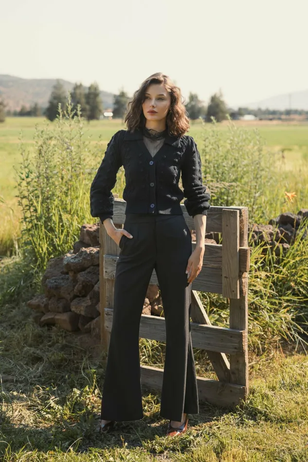 Women Mac Duggal Cropped Bobble Cable Knit Button Up Cardigan Sweater Black Knitwear