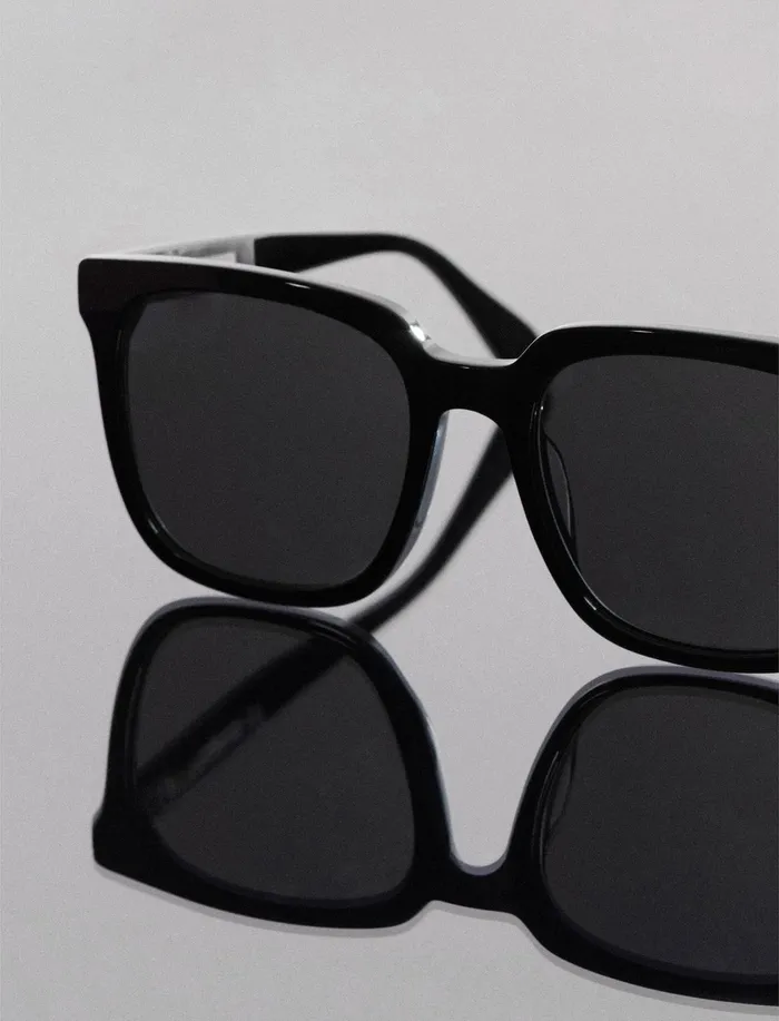 Women Sunglasses BCBG Classic Square Sunglasses Black